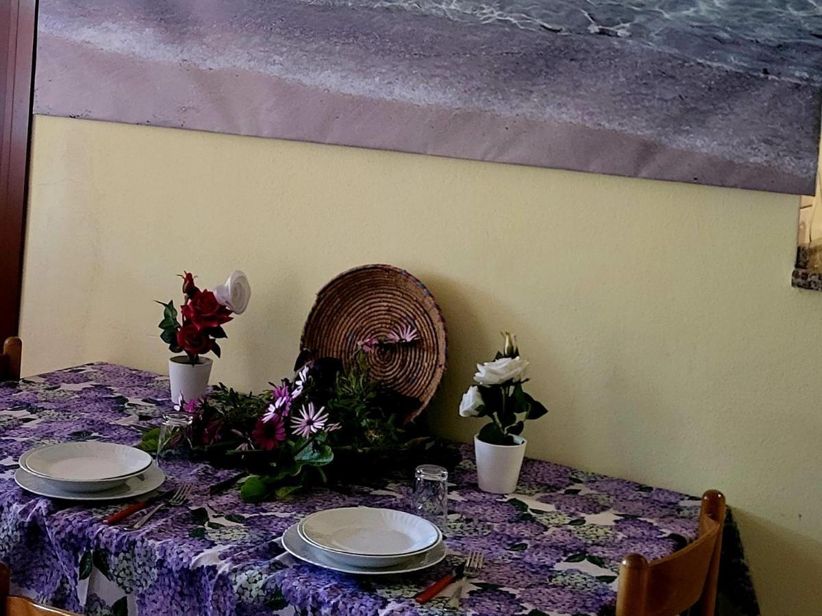 Ferienwohnung Rosaspe Stintino Cuile Ezi Mannu Exterior foto