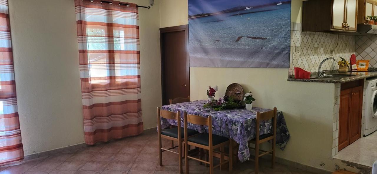 Ferienwohnung Rosaspe Stintino Cuile Ezi Mannu Exterior foto